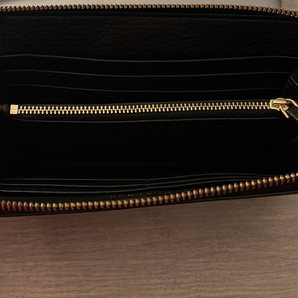 Tory Burch Zip Continental Wallet - Picture 4 of 5